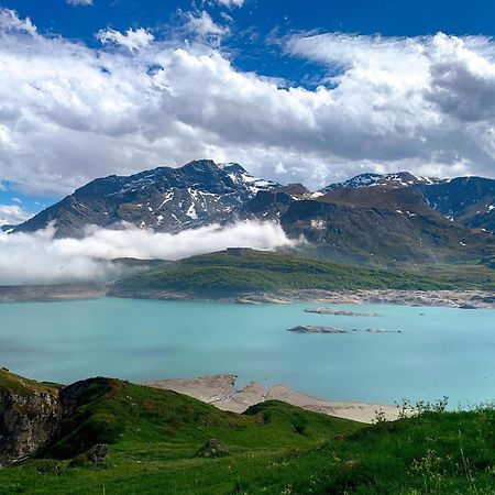 Les Roches Blanches Hotel Lanslebourg-Mont-Cenis Bagian luar foto